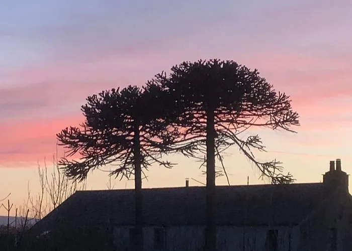 Cosy 3 Bed Near 3 Peaks - Log Burner & Aga *